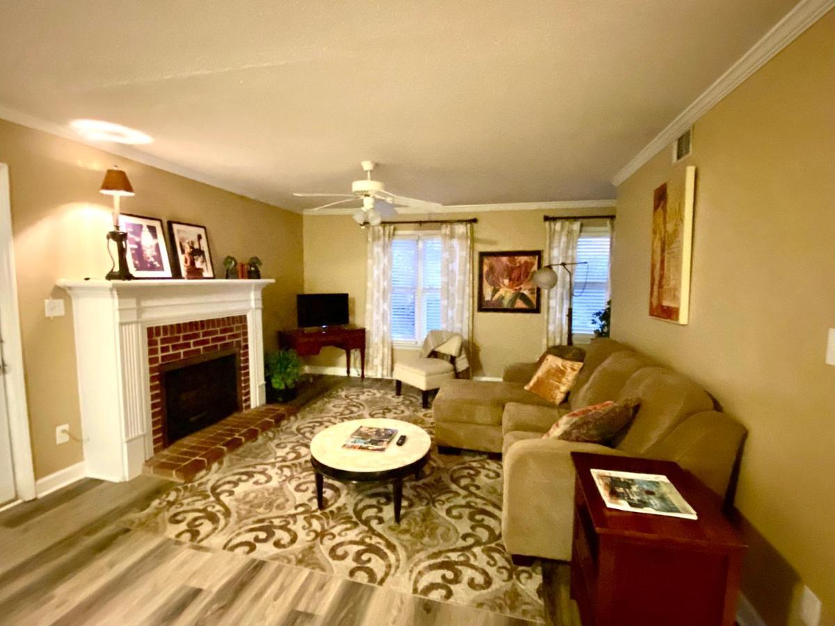 Trendy 2Bed 2 Bath Villa In The Village With King Bed Raleigh Bagian luar foto