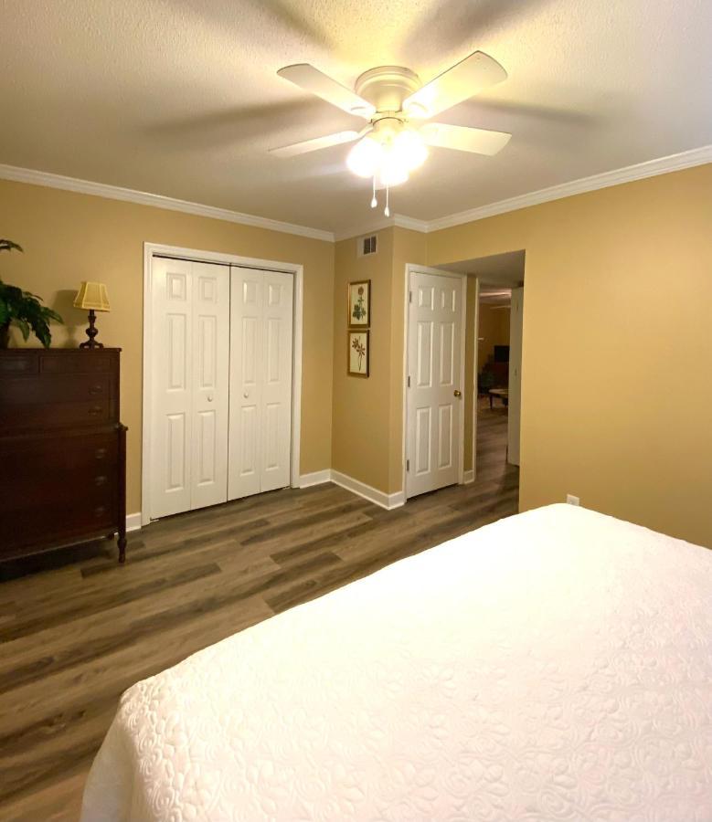 Trendy 2Bed 2 Bath Villa In The Village With King Bed Raleigh Bagian luar foto